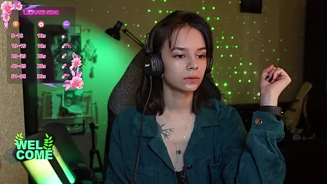 Snapshot of alyssa_sweet chatting on March 12, 4:19 am alyssa sweet online show from March 12, 4:19 am
