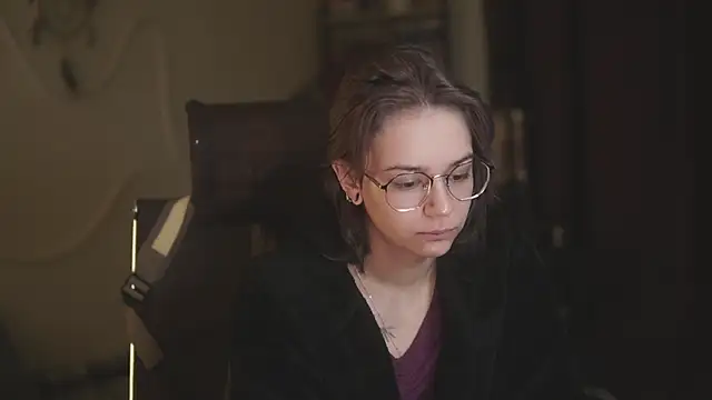 alyssa sweet online show from April 10, 5:14 am