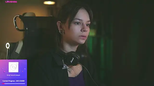 Snapshot of alyssa_sweet chatting on October 8, 5:09 am alyssa sweet online show from October 8, 5:09 am