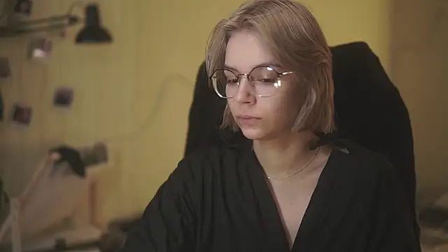 alyssa sweet online show from May 15, 5:38 am
