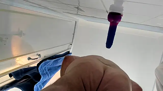 Snapshot of bigpru chatting on March 1, 6:43 pm bigpru online show from March 1, 6:43 pm