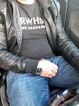 giorgio481510 online show from March 27, 6:33 am