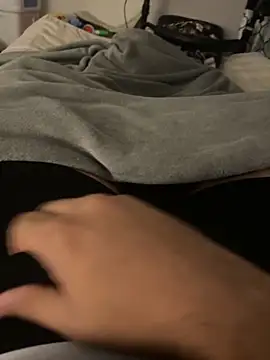 Snapshot of boooo7 chatting on November 13, 12:03 am boooo7 online show from November 13, 12:03 am