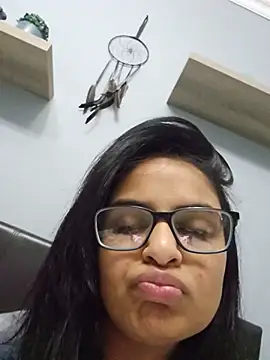 DirtySnowball69 online show from July 9, 9:36 pm