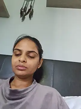 DirtySnowball69 online show from May 20, 7:38 am