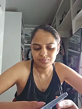 DirtySnowball69 online show from May 16, 9:14 pm