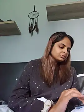 DirtySnowball69 online show from May 26, 6:55 am