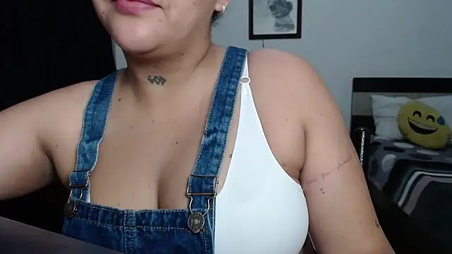 venuz mendoza20 online show from February 28, 1:11 pm