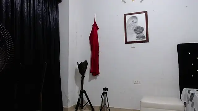 venuz mendoza20 online show from November 15, 2:10 pm