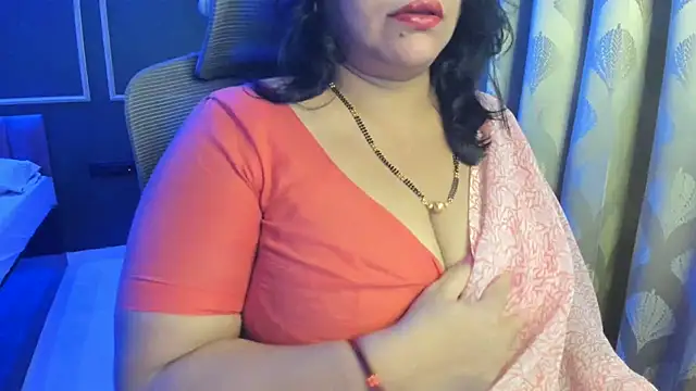 Snapshot of tarivishu23 chatting on May 14, 2:52 am tarivishu23 online show from May 14, 2:52 am