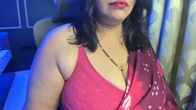 Snapshot of tarivishu23 chatting on May 9, 1:20 am tarivishu23 online show from May 9, 1:20 am