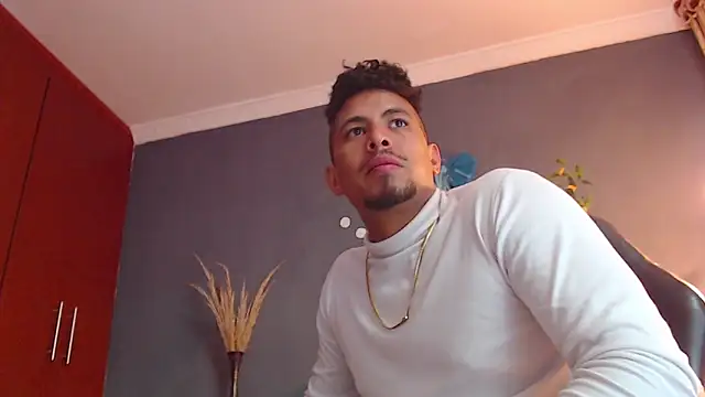 Snapshot of geirge_teacherxx chatting on March 16, 11:48 pm geirge teacherxx online show from March 16, 11:48 pm