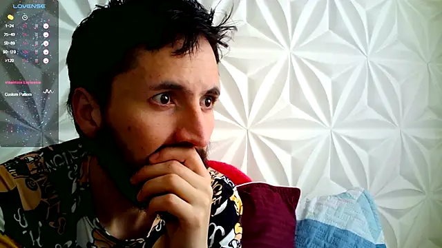 jerryandjessica online show from October 25, 7:14 pm