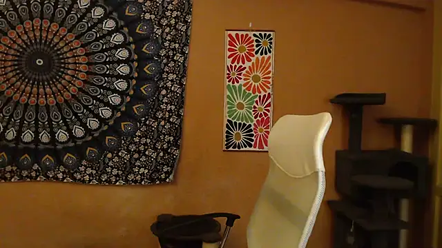 IntimateTales online show from February 13, 5:33 pm