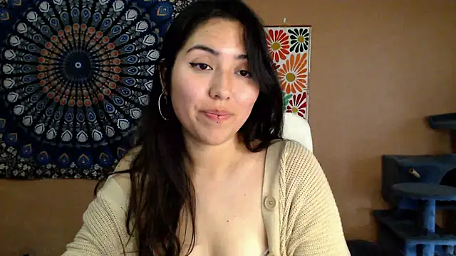 IntimateTales online show from November 9, 8:40 am