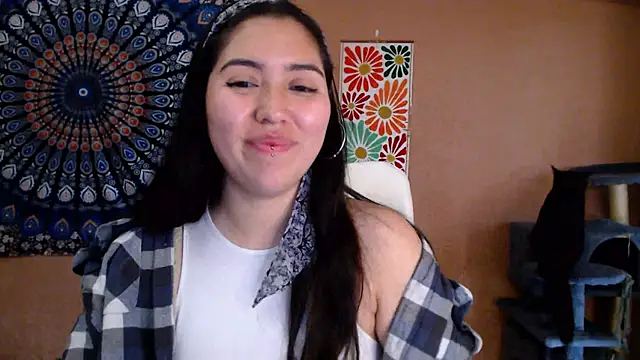 IntimateTales online show from November 17, 11:14 am