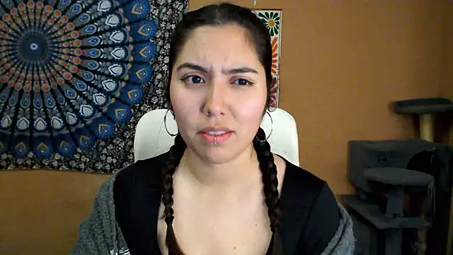 IntimateTales online show from November 19, 11:05 pm