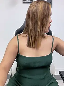 Snapshot of KellyBrooklyn_ chatting on December 26, 3:31 pm KellyBrooklyn online show from December 26, 3:31 pm