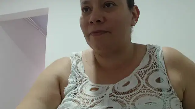 Snapshot of tiffany_horny_1 chatting on January 24, 8:11 pm tiffany horny 1 online show from January 24, 8:11 pm