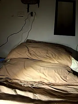 deepthroatlatina online show from December 3, 1:03 am