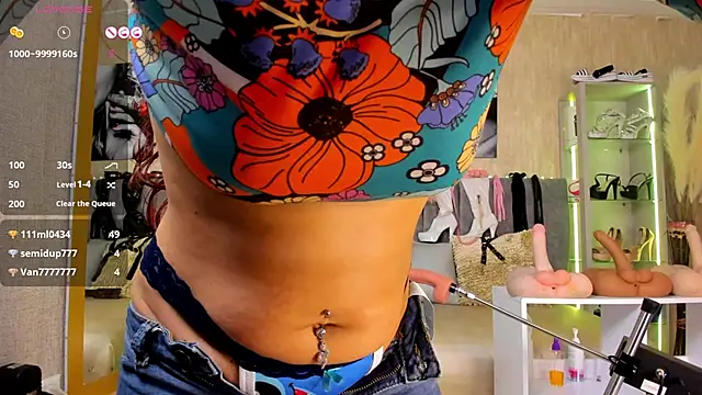 deepthroatlatina online show from December 9, 5:29 am