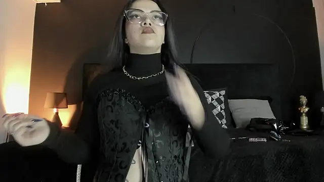  Jade 16 online show from March 12, 3:29 pm