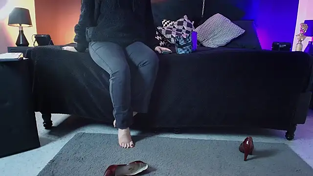  Jade 16 online show from November 13, 11:47 am