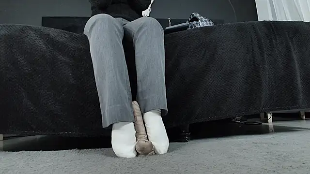  Jade 16 online show from October 29, 11:53 am