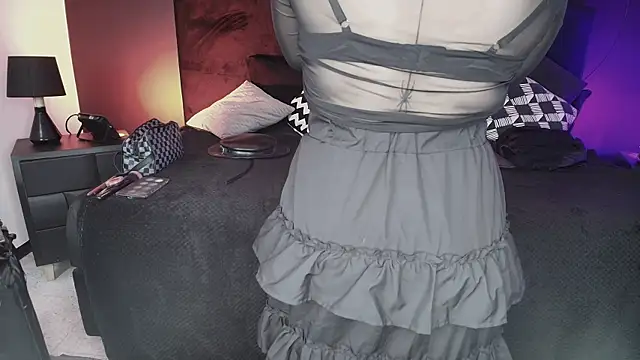  Jade 16 online show from October 31, 11:51 am