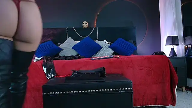  Jade 16 online show from May 7, 1:14 pm
