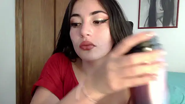 Snapshot of Honey_Aynur20 chatting on September 22, 7:09 pm Honey Aynur20 online show from September 22, 7:09 pm