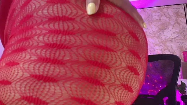 JuliRamirez online show from February 21, 12:29 pm