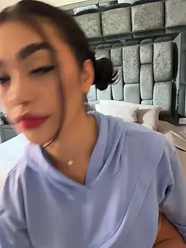 emma andrew1 online show from January 15, 4:32 pm