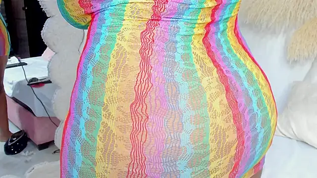 Snapshot of ShakeBigAss chatting on November 28, 1:55 pm ShakeBigAss online show from November 28, 1:55 pm