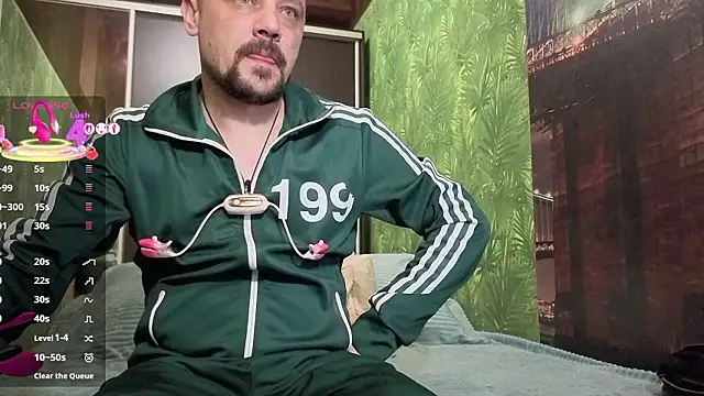 DanielOhCool online show from February 9, 6:22 am