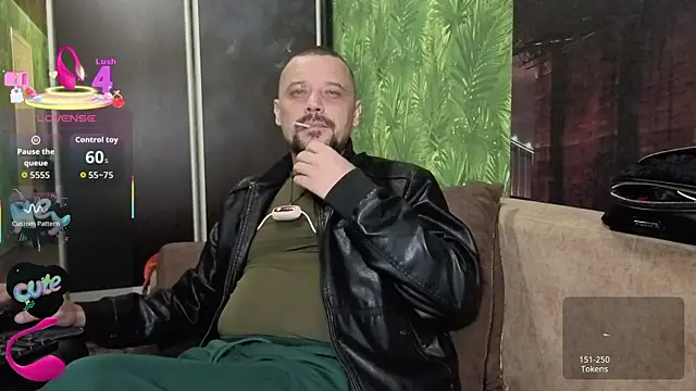 DanielOhCool online show from September 23, 7:26 am
