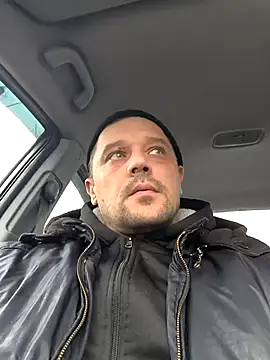 DanielOhCool online show from January 9, 12:01 pm