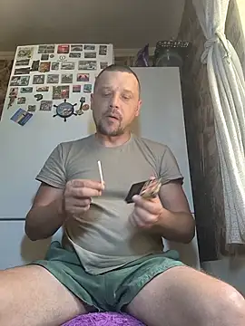 DanielOhCool online show from June 29, 10:11 am