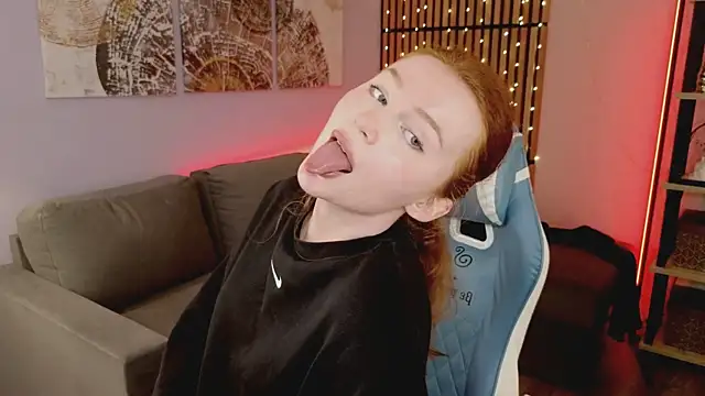 GingerArin online show from October 24, 10:14 am