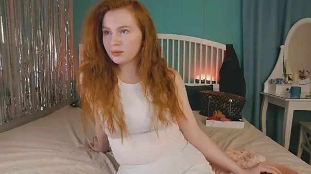 GingerArin online show from March 25, 12:15 pm