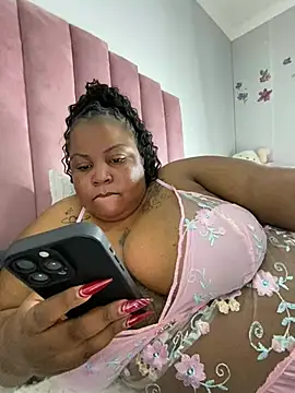 Snapshot of MissLola27 chatting on March 21, 3:46 pm MissLola27 online show from March 21, 3:46 pm