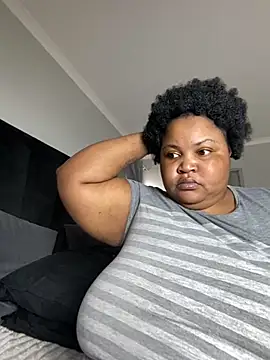 MissLola27 online show from November 24, 10:37 am