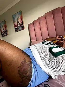 MissLola27 online show from November 30, 11:22 am