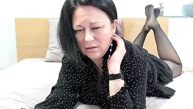 BritttanyBrix online show from March 22, 9:44 am