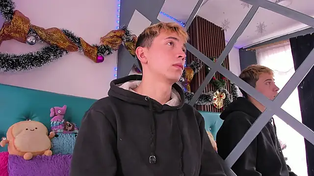 Chris Bennett online show from December 22, 1:44 pm