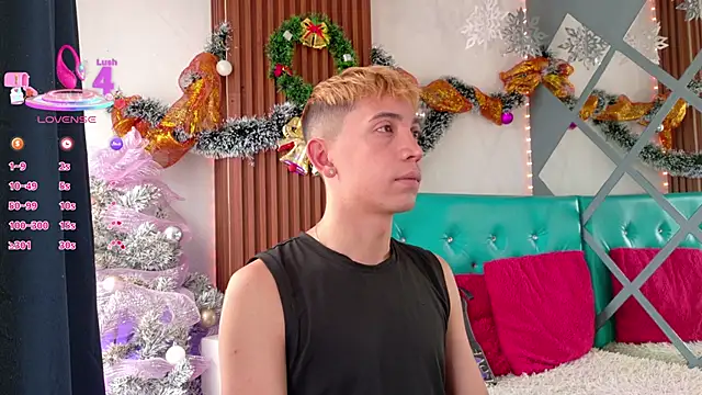 Snapshot of Chris_Bennett chatting on December 2, 1:13 pm Chris Bennett online show from December 2, 1:13 pm