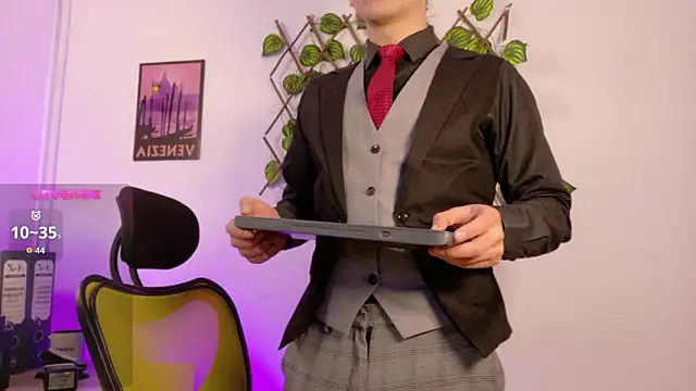 Chris Bennett online show from February 10, 1:54 pm