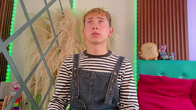 Chris Bennett online show from January 15, 1:03 pm