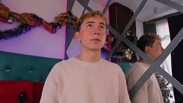 Chris Bennett online show from December 18, 1:48 pm