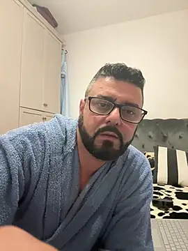 ChiIul11 online show from March 22, 11:06 pm